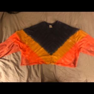 Long sleeve crop top